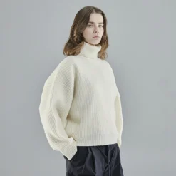 Vonarstræti Wool Sweater
